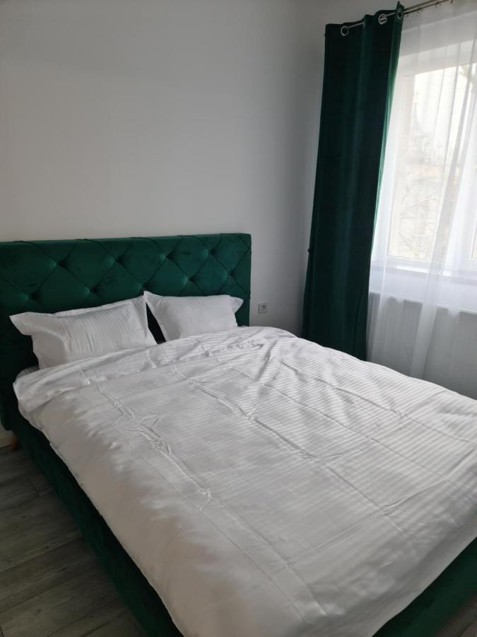 Apartament In Centru Oradea Exterior photo